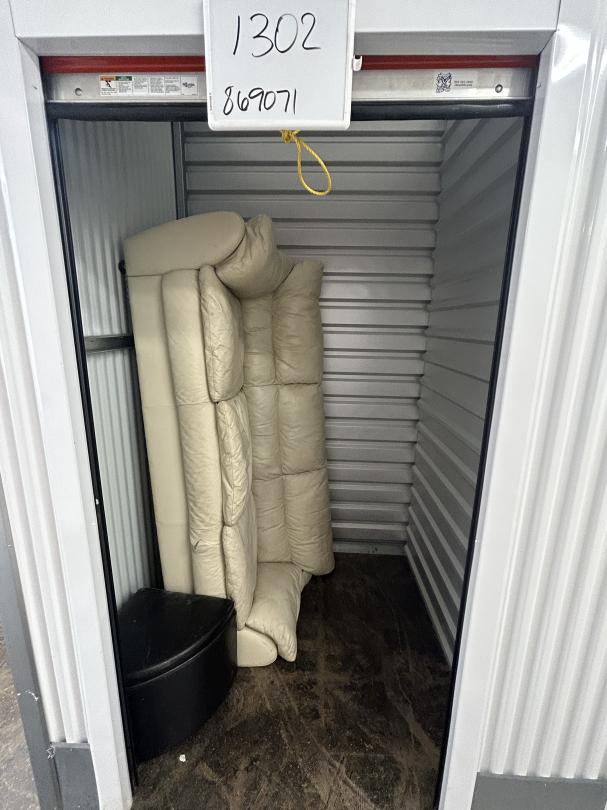 Storage Unit Auction in Dayton, OH at UHaul of Downtown Dayton ends on